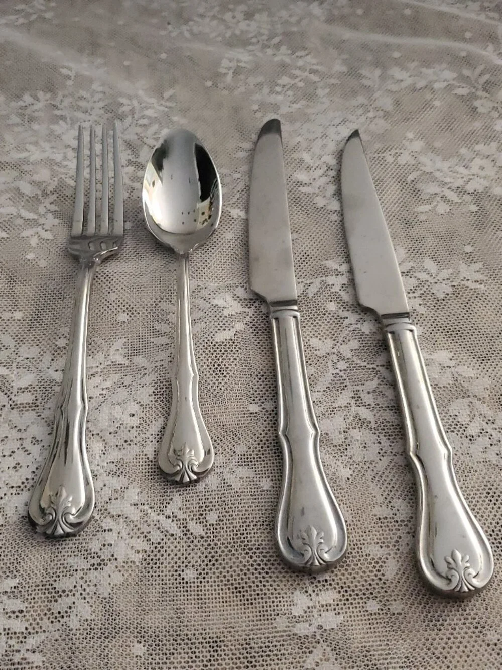 REED & BARTON 18/10 Stainless BRISTOL Glossy - 4 Piece Place Setting